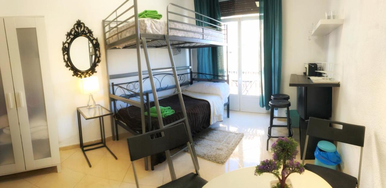 Arriola Rooms Malaga Luaran gambar